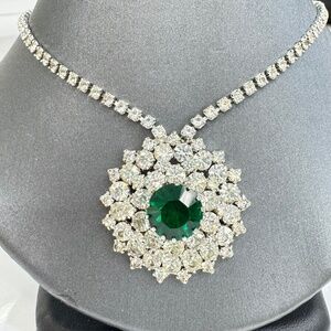 Swarovski-Style Crystal Statement Necklace with Emerald Green Centerpiece